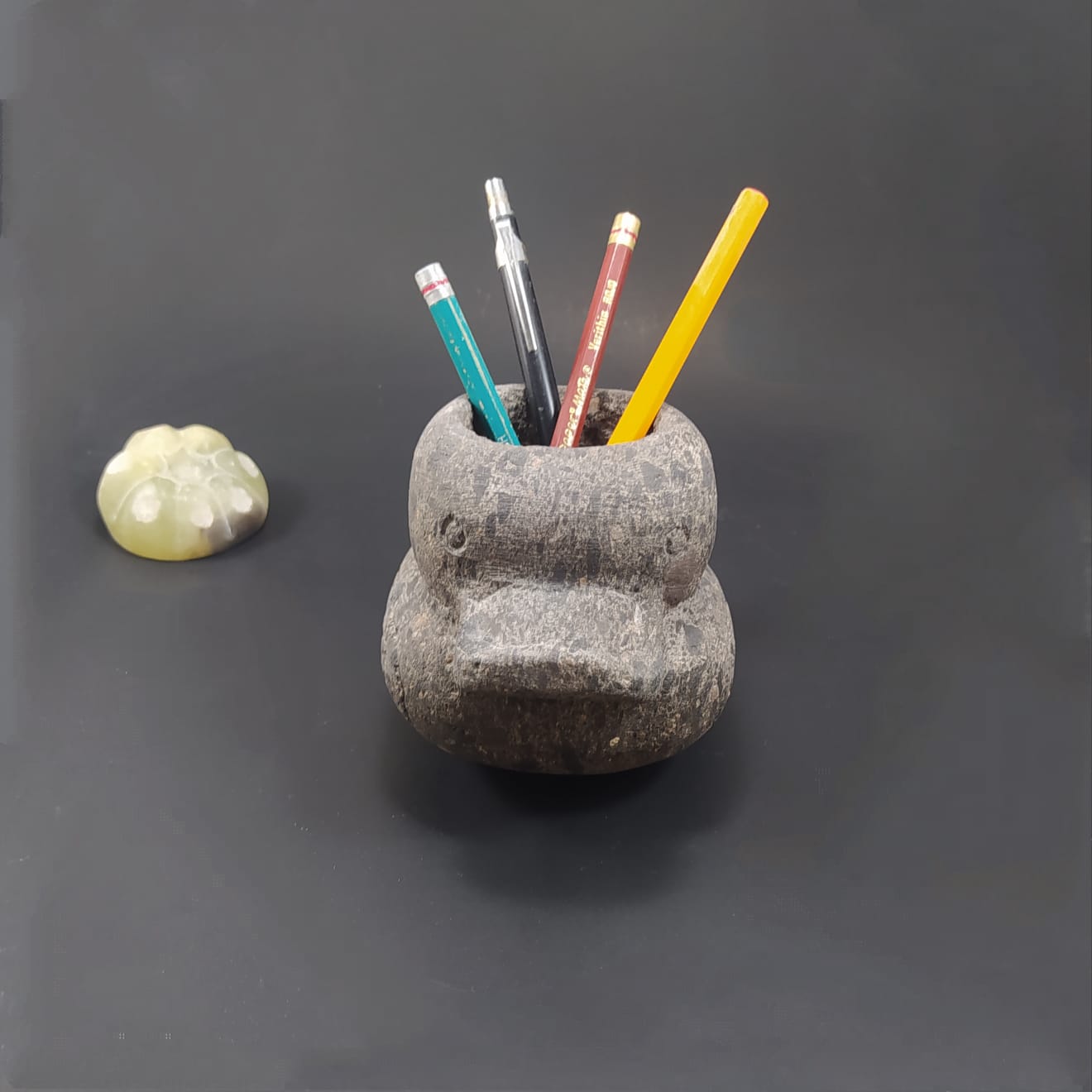 Lapicero pato minimalista.