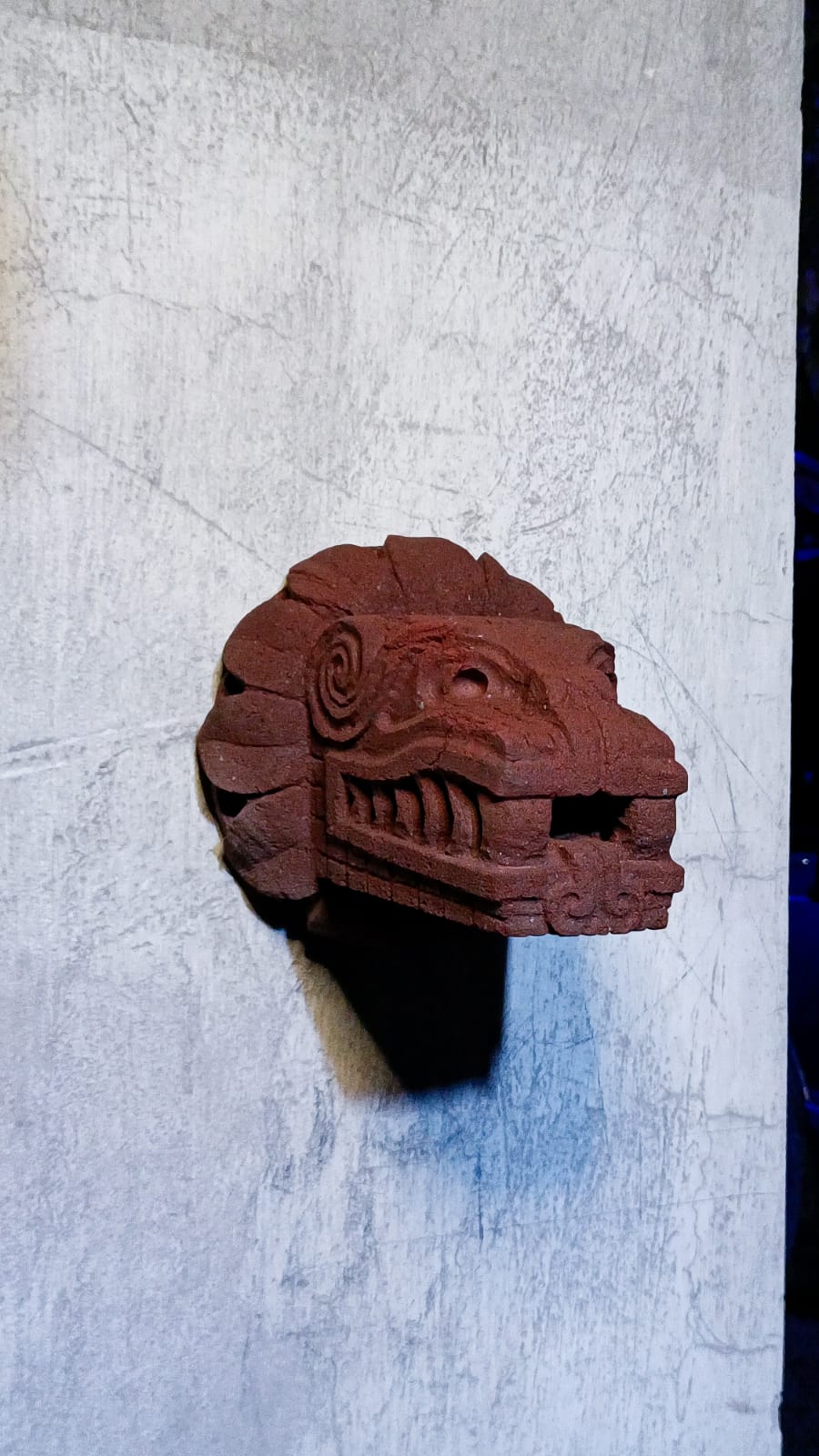 Quetzalcóatl en piedra.